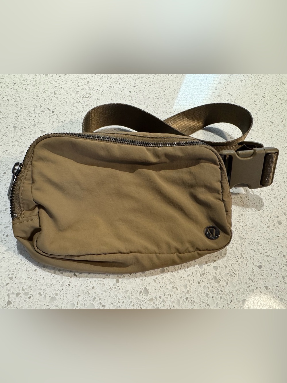 Lululemon Everywhere Belt Bag